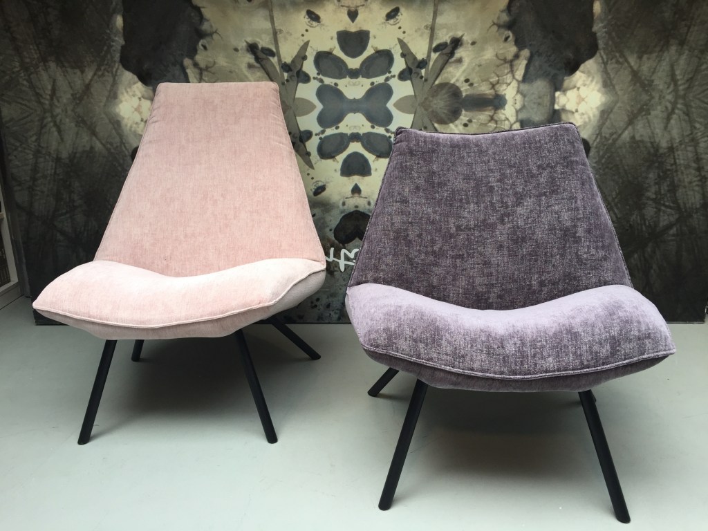 Modern Banken En Fauteuils Showroom / Fauteuil Smile Met Hoge Of Lage Rug voor Aanbieding Fauteuil